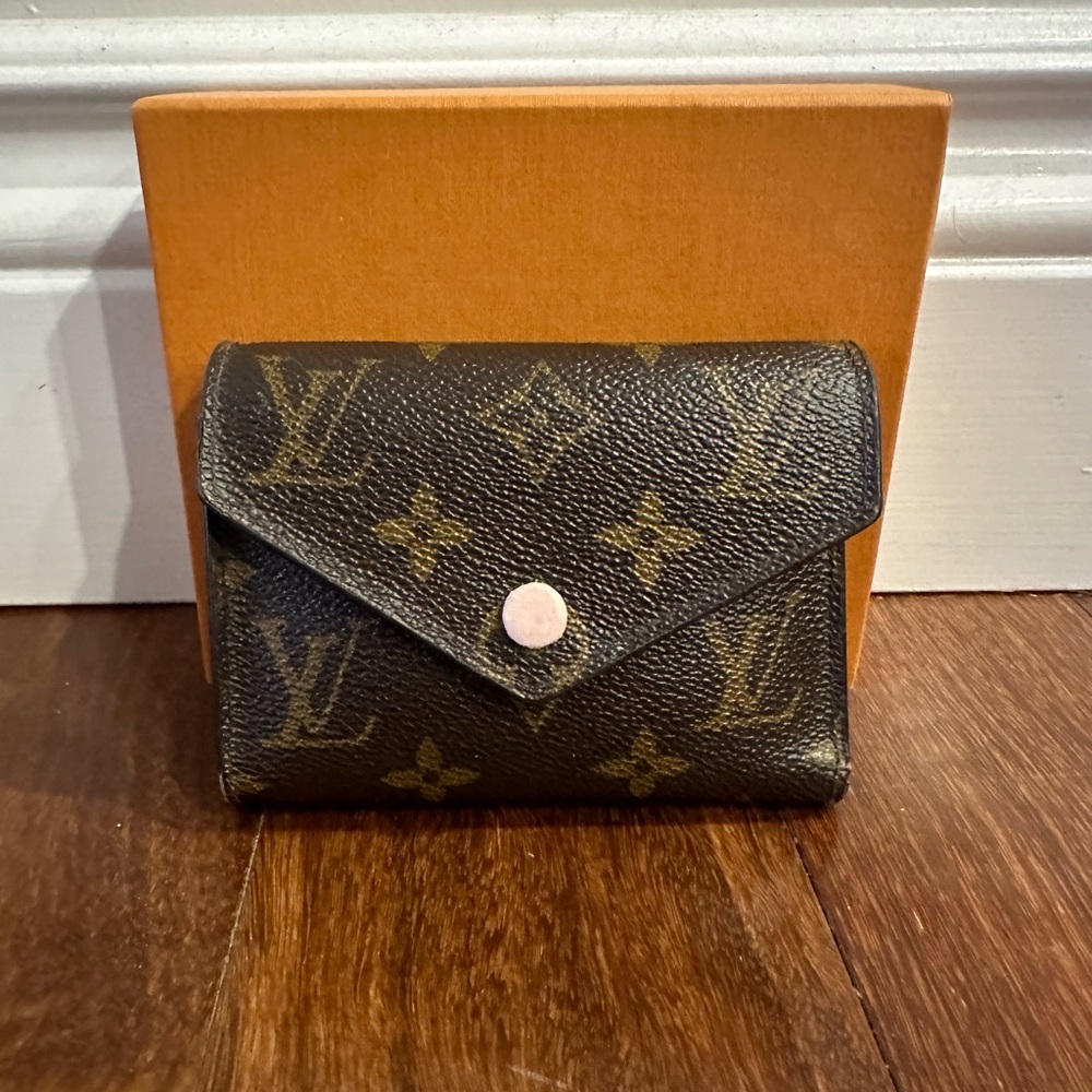 Louis Vuitton Victorine Wallet